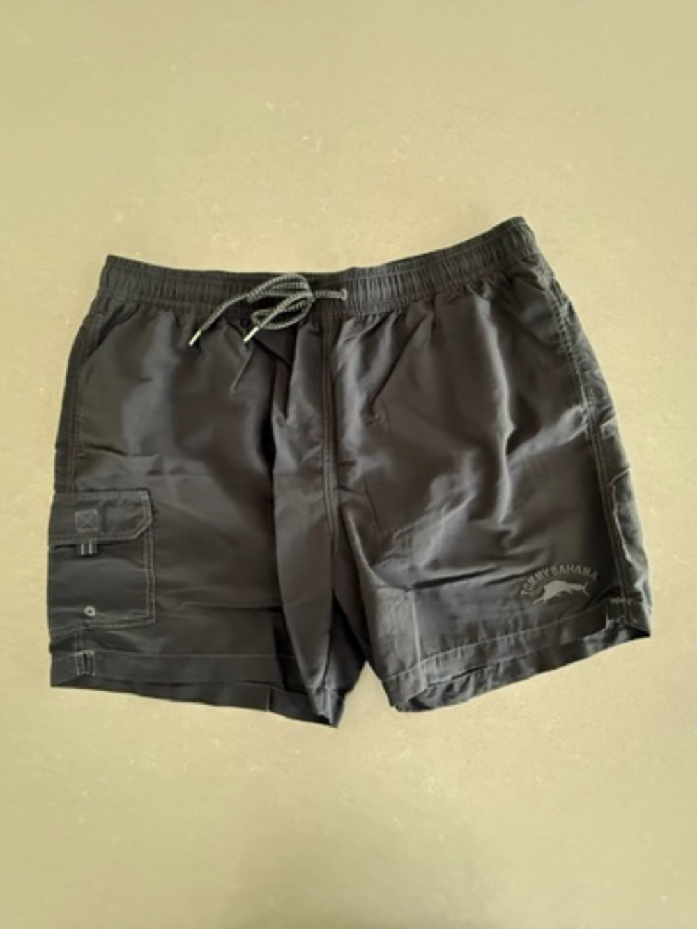 Tommy Bahama Relax Men’s Large Black 100% Nylon Swim Lined Shorts 6” Inseam